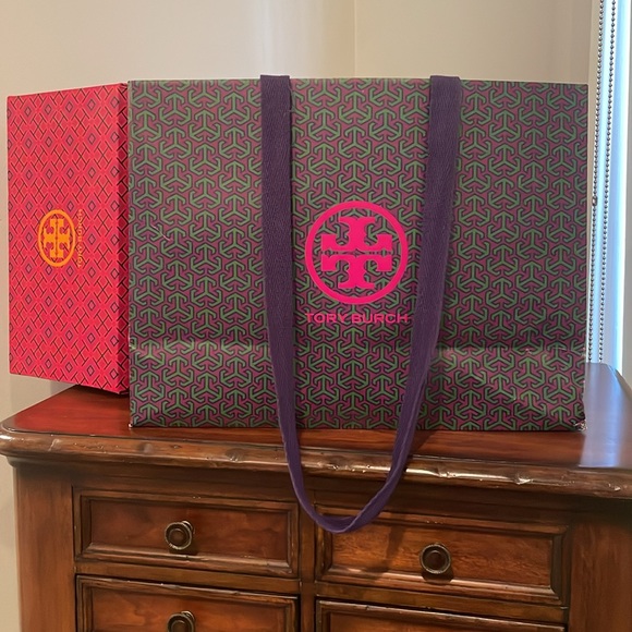 Tory Burch Shoe Box and Bag Tote - Picture 5 of 6